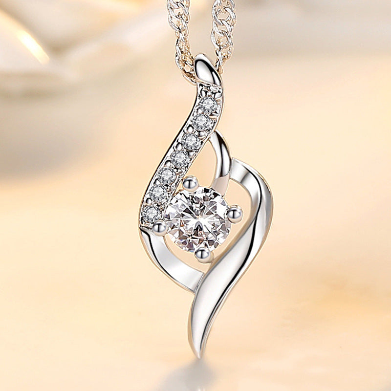 Sight Female Simple Fresh Inlaid Zircon Summer Clavicle Necklaces